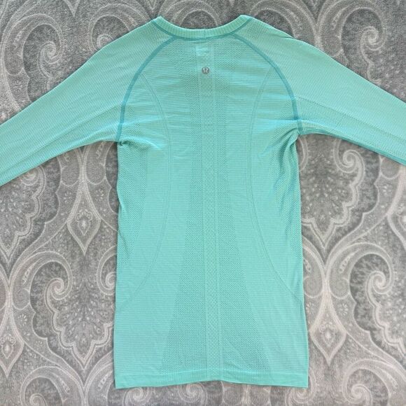 Womens Lululemon Run: Swiftly Tech Long Sleeve - Picture 3 of 5